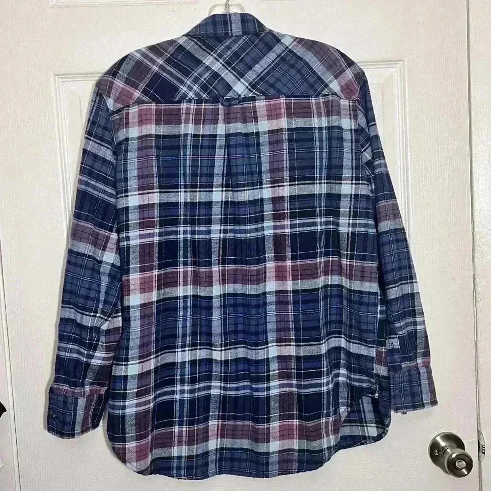 AERIE Pink Navy Blue Button Up Long Sleeve Flannel | size small - Picture 6 of 7